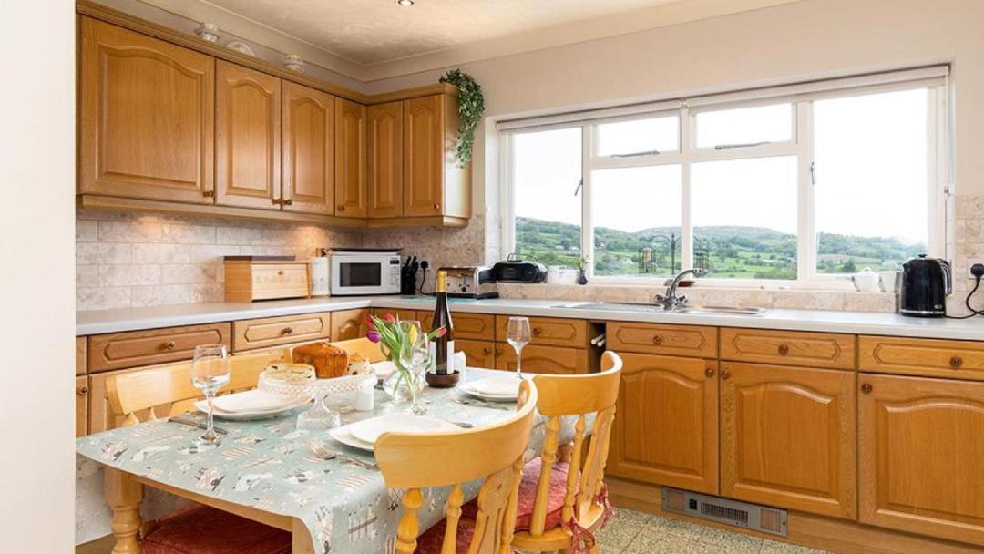 Photo of Others in Henryd