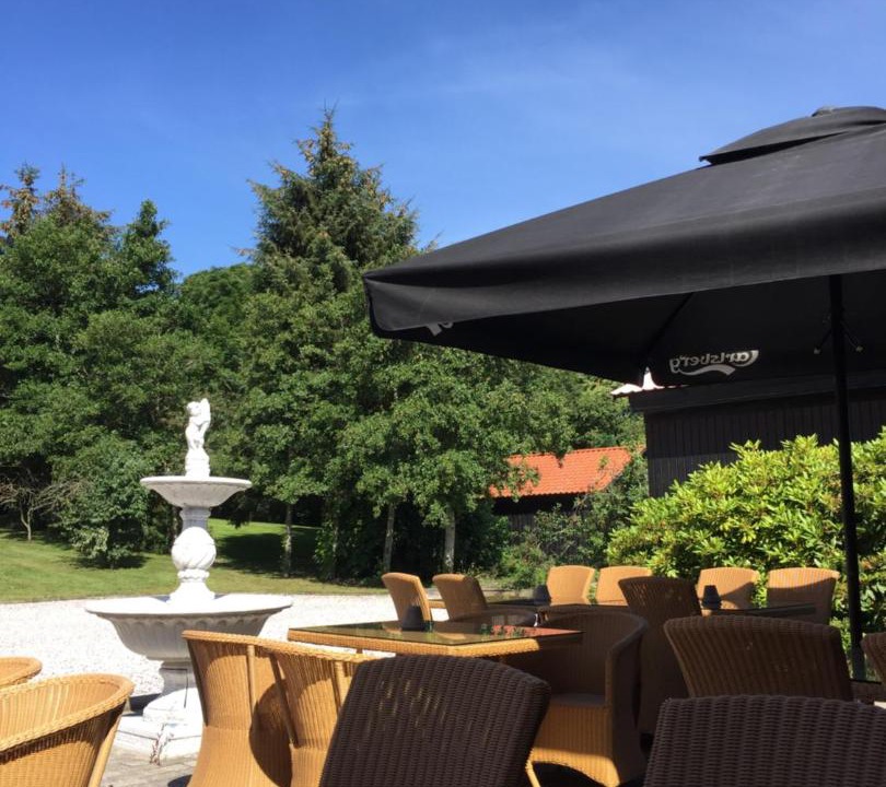 Photo of Others in Lasby