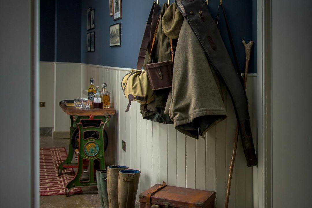 Photo of Others in Lauder