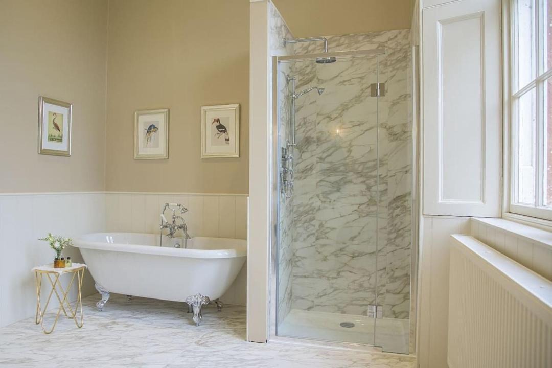 Photo of Others in Lauder