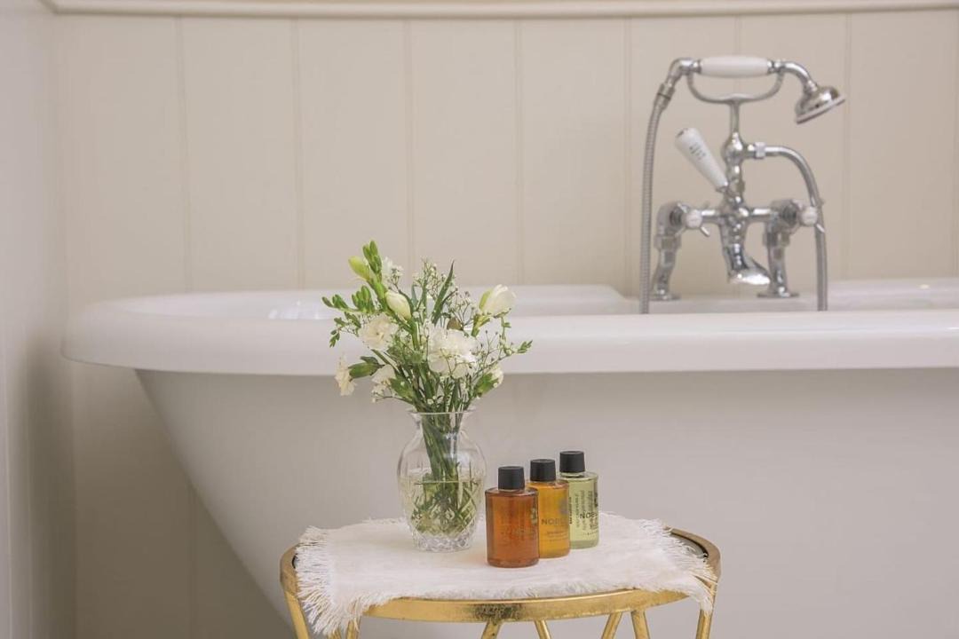 Photo of Others in Lauder