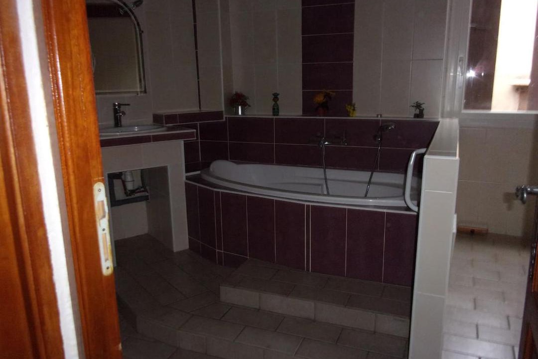 Photo of Bathroom in Largentiere