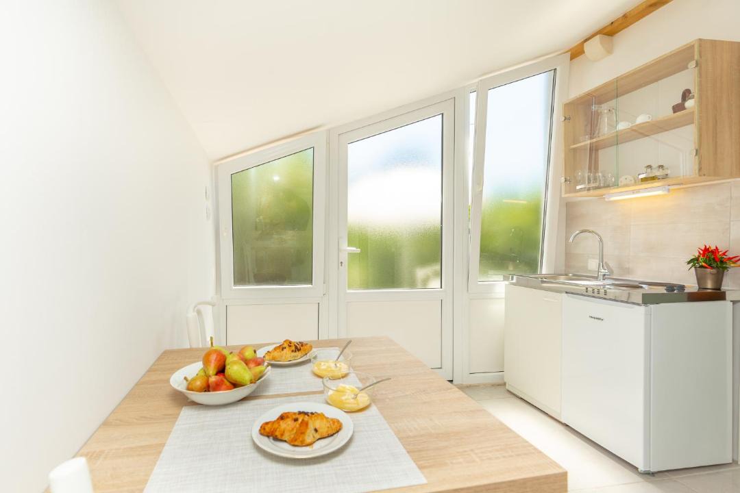 Photo of Kitchen in Pile