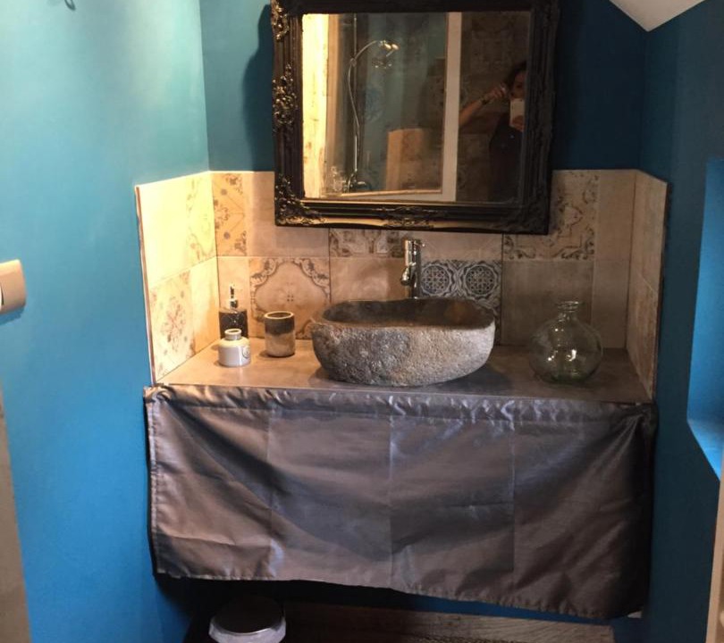 Photo of Others in Beze