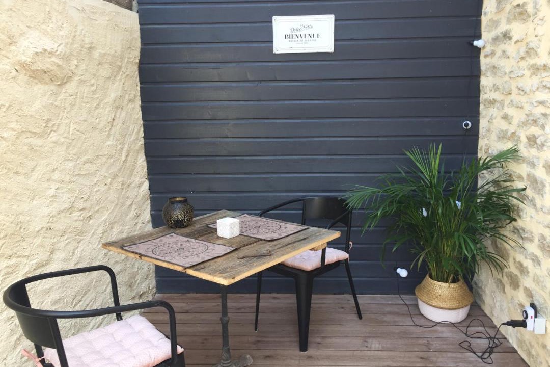 Photo of Others in Beze