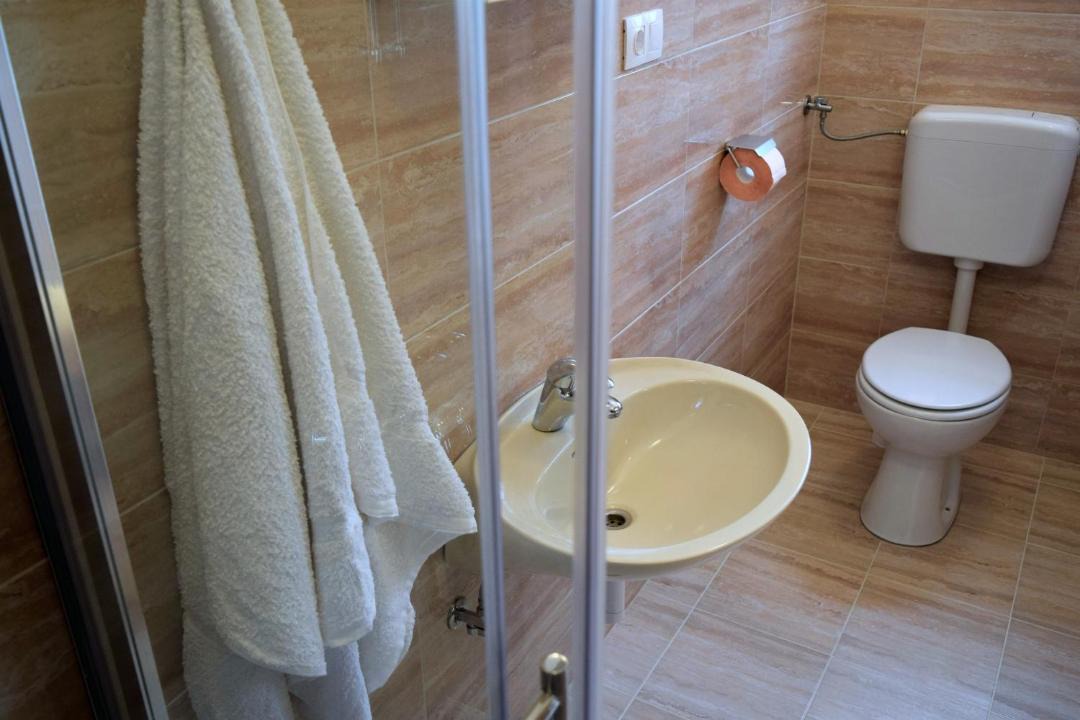 Photo of Bathroom in Suha Punta