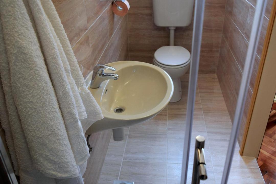 Photo of Bathroom in Suha Punta