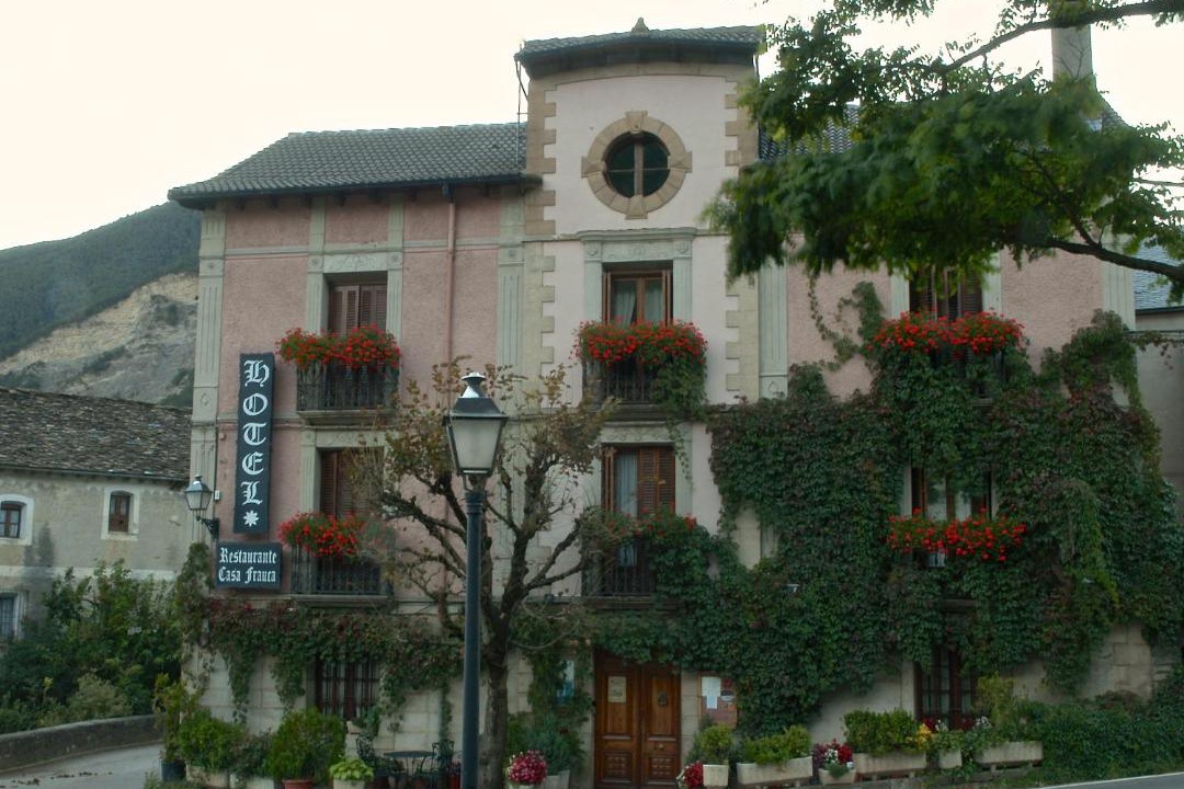 Photo of Buildings in Sarvise