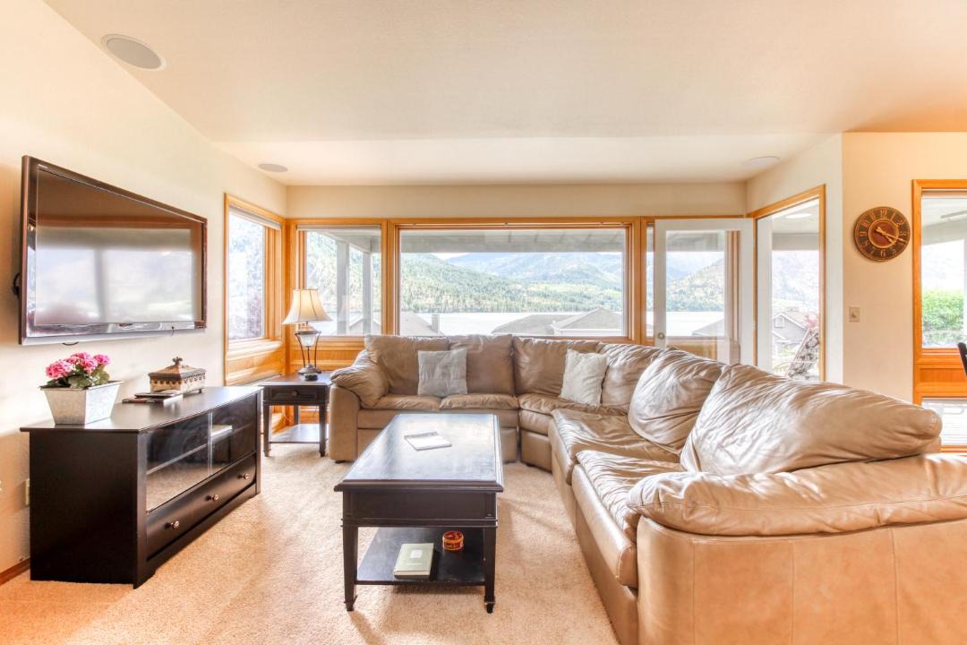 Photo of Others in Wapato Point