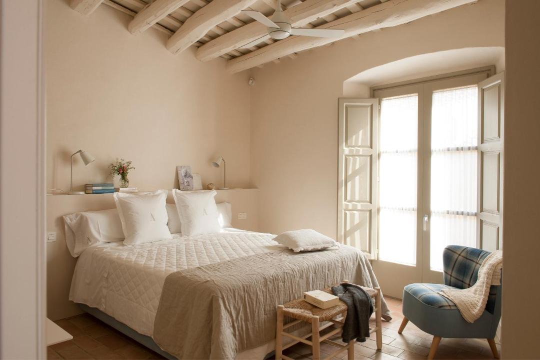 Photo of Bedroom in Pals