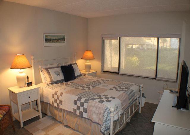 Photo of Bedroom in Crescent Beach