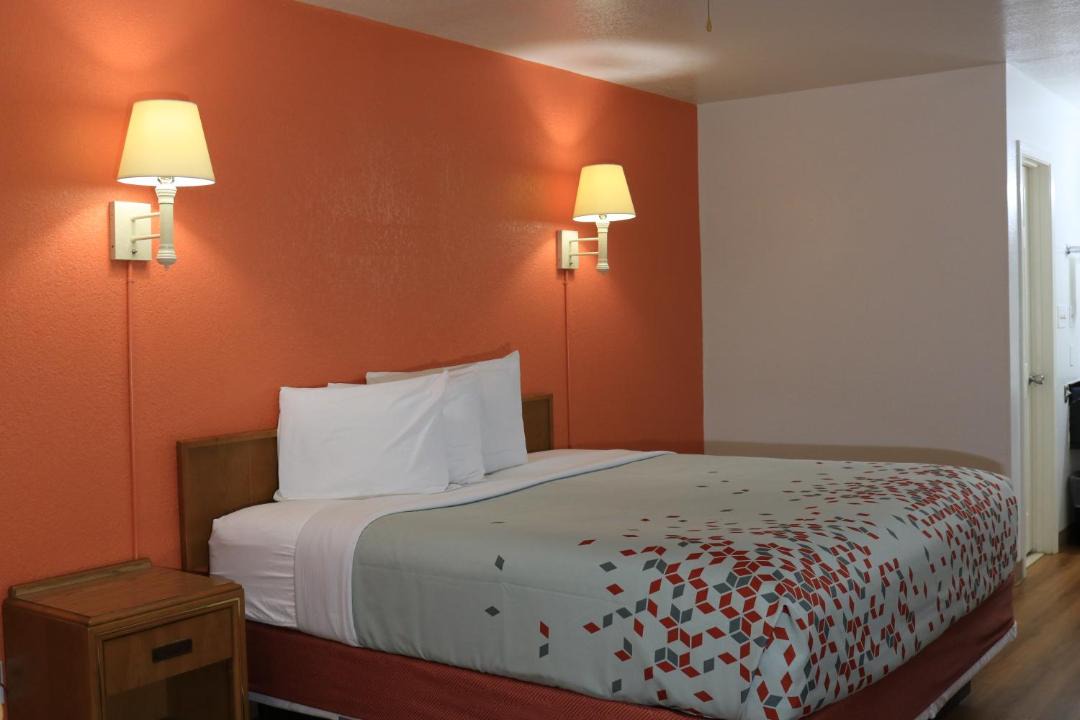 Photo of Bedroom in El Dorado