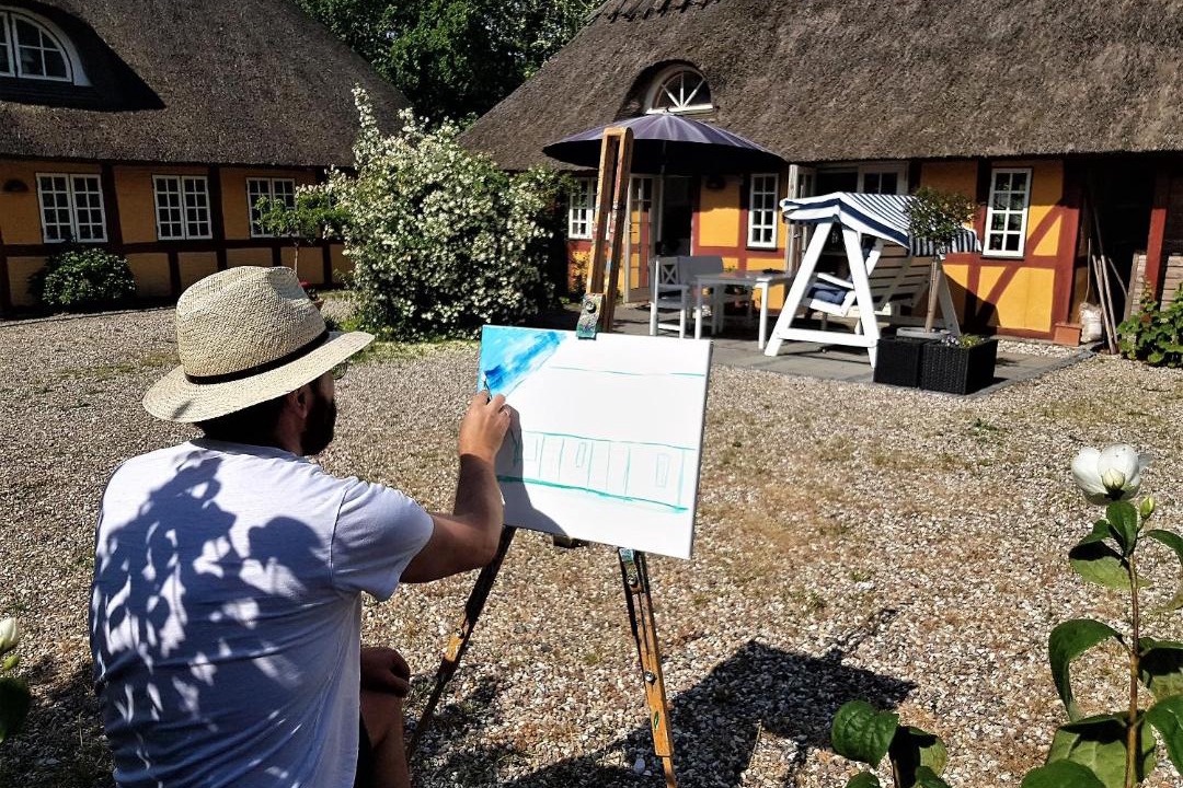 Photo of Others in Hov