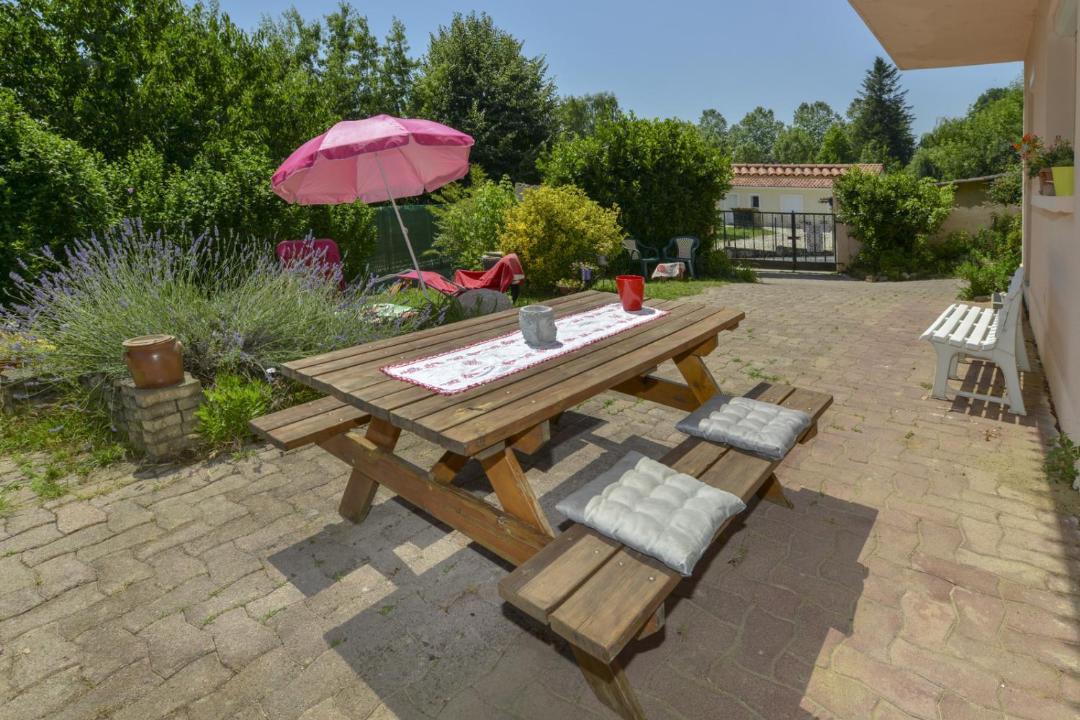 Photo of Patio Balcony in Burlats