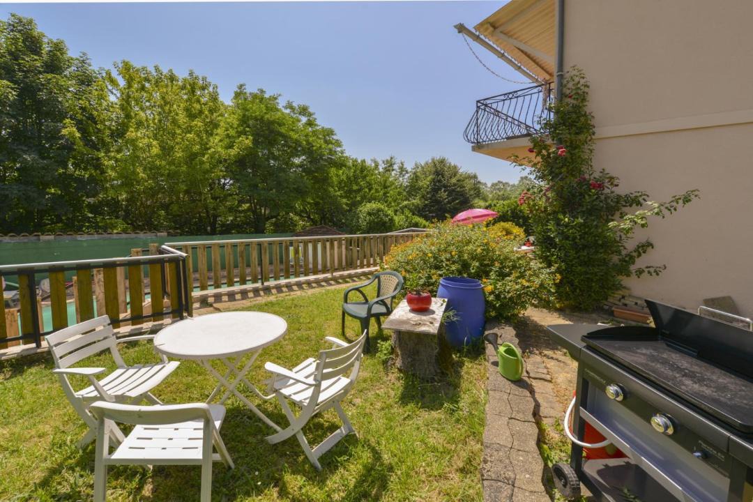 Photo of Patio Balcony in Burlats