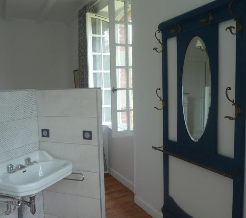 Photo of Others in Osses