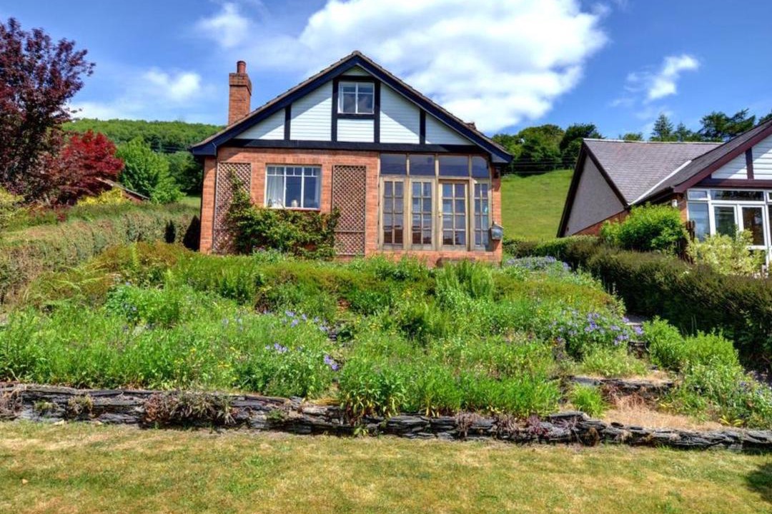 Photo of Buildings in Glyn Ceiriog