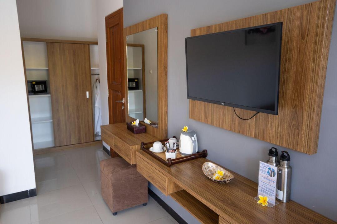 Photo of Others in Tulamben