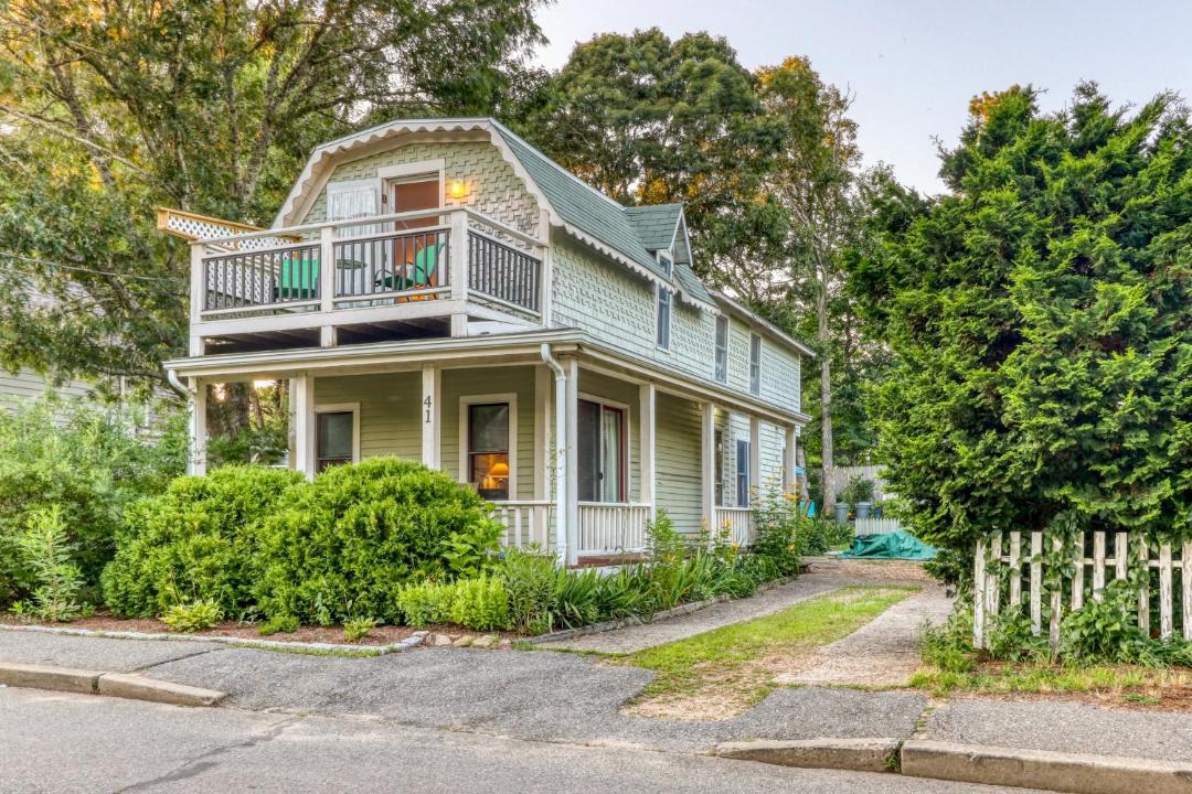 Photo of Others in Oak Bluffs