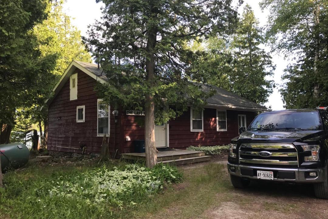 Photo of Buildings in Northern Bruce Peninsula