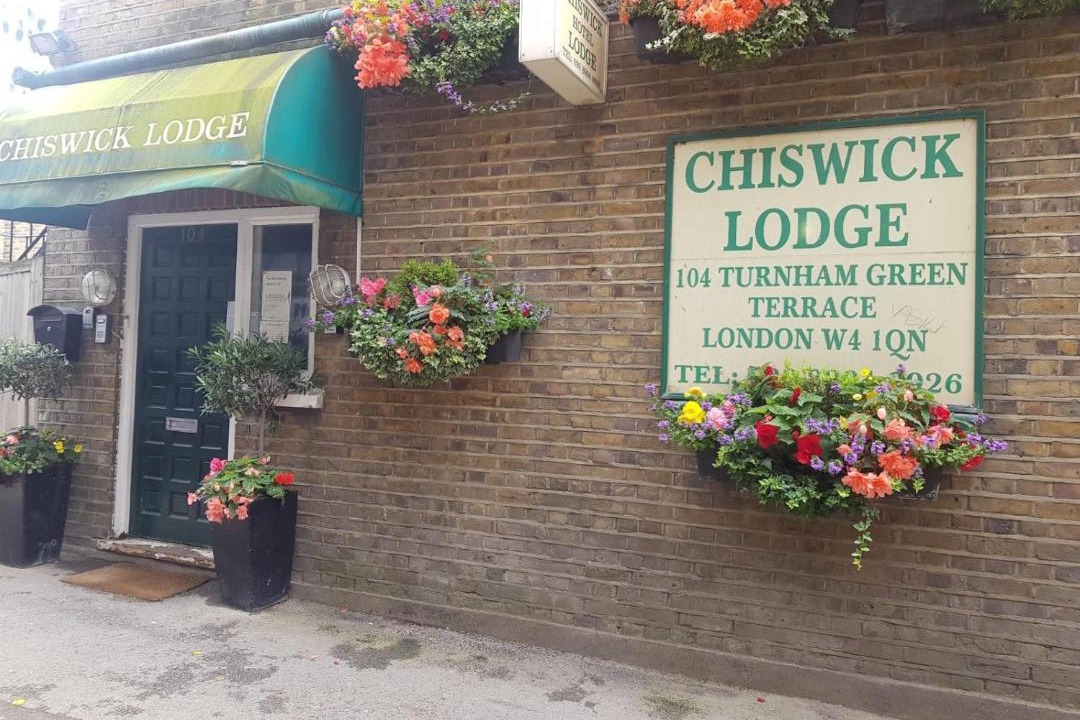 Photo of Others in Chiswick