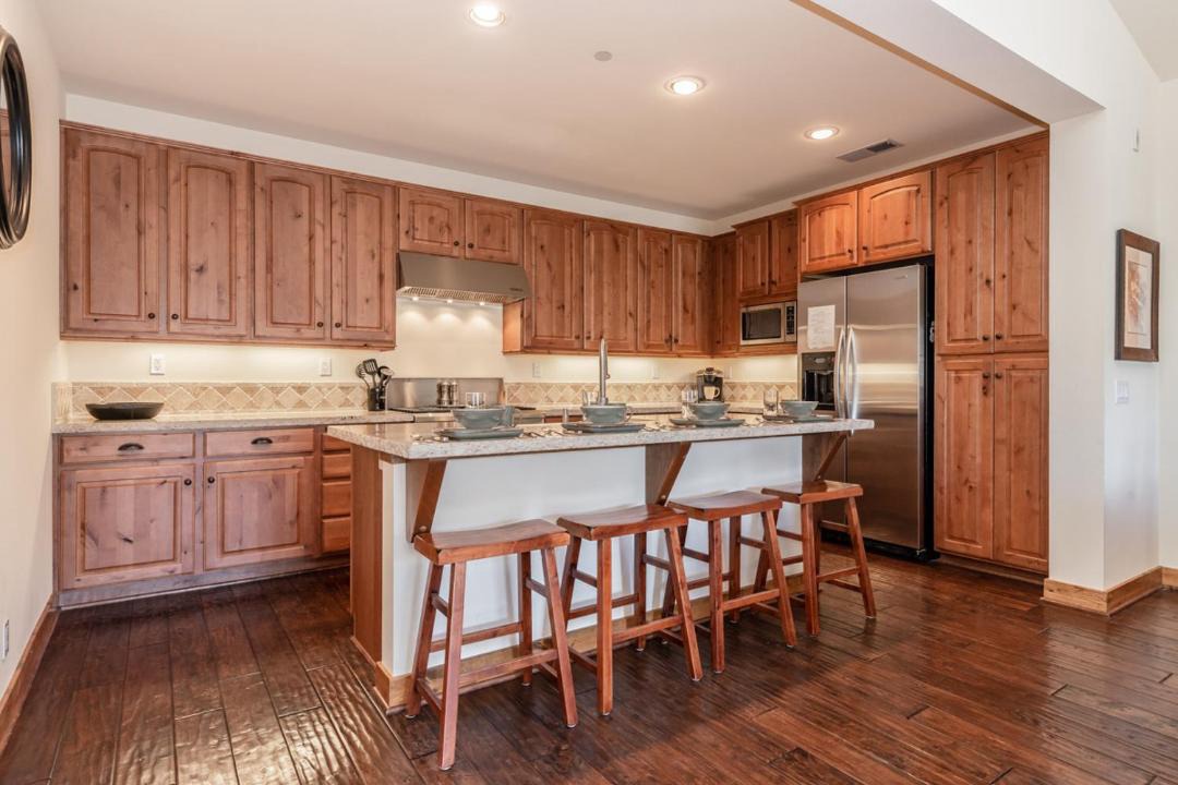 Photo of Kitchen in Mammoth Lakes