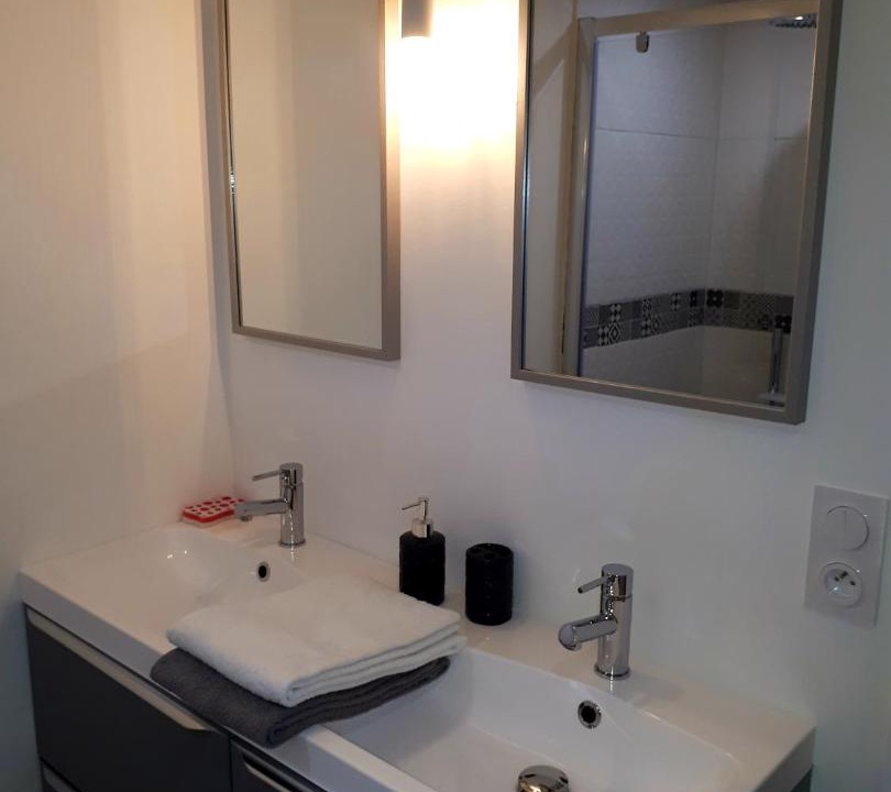 Photo of Bathroom in Jaunay-Clan