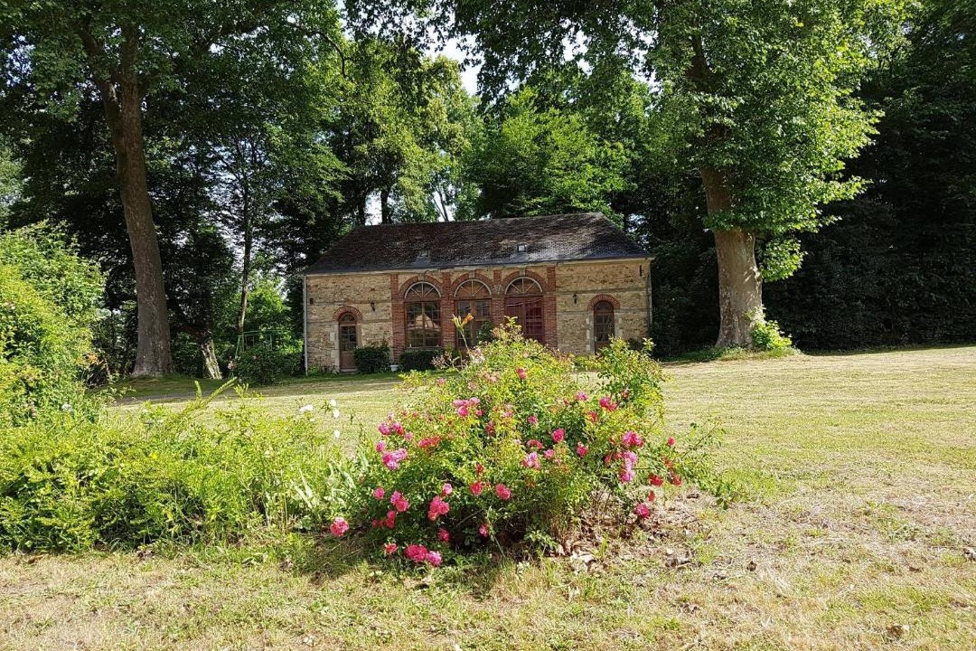 Photo of Others in Saint-Pavace