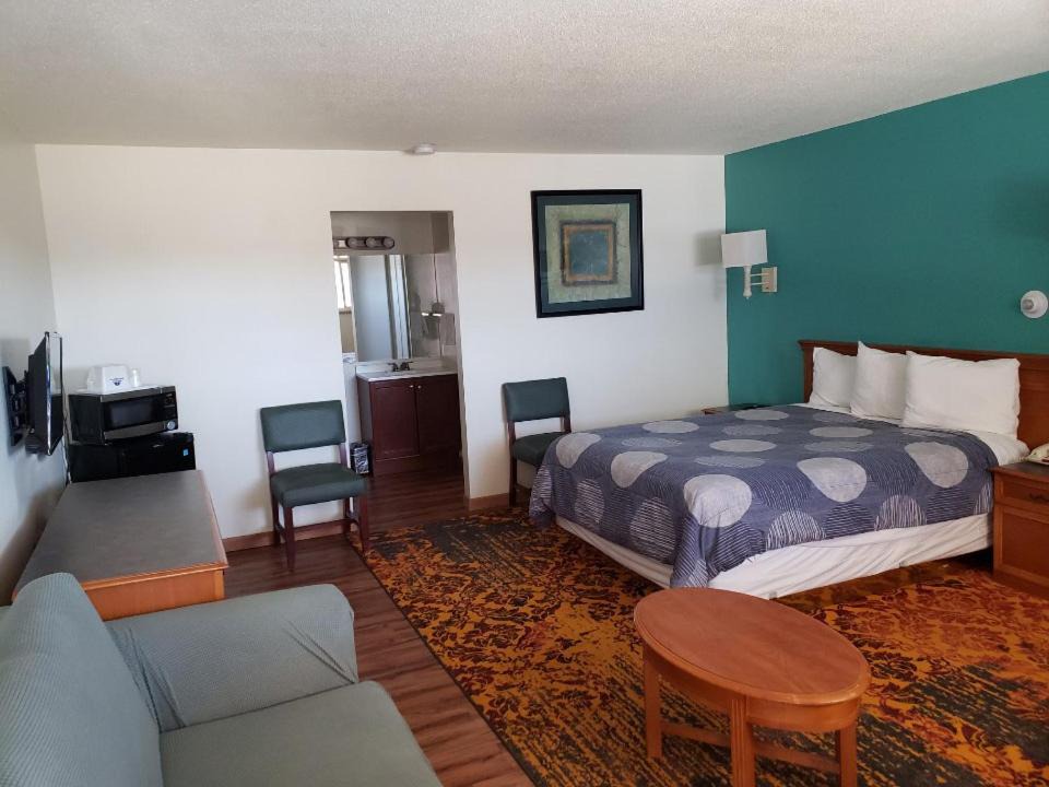 Photo of Bedroom in Evans
