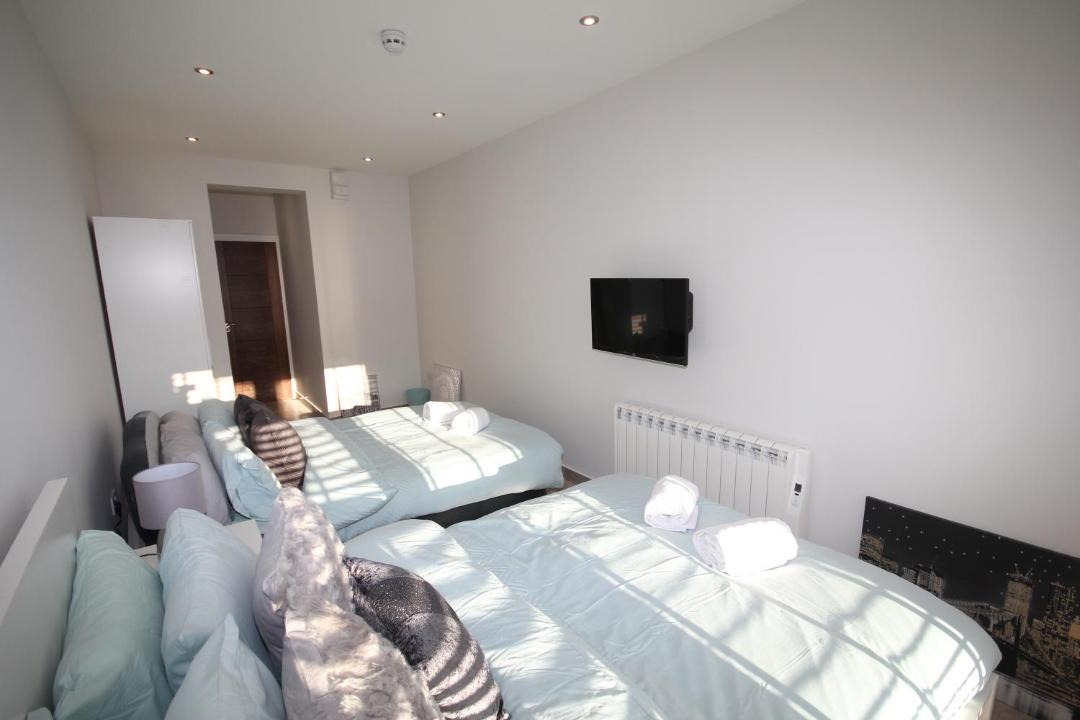 Photo of Others in Alperton