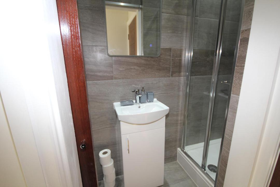 Photo of Bathroom in Alperton