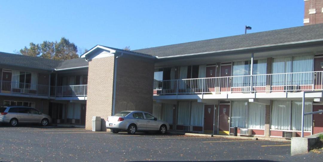 Photo of Buildings in Rockingham