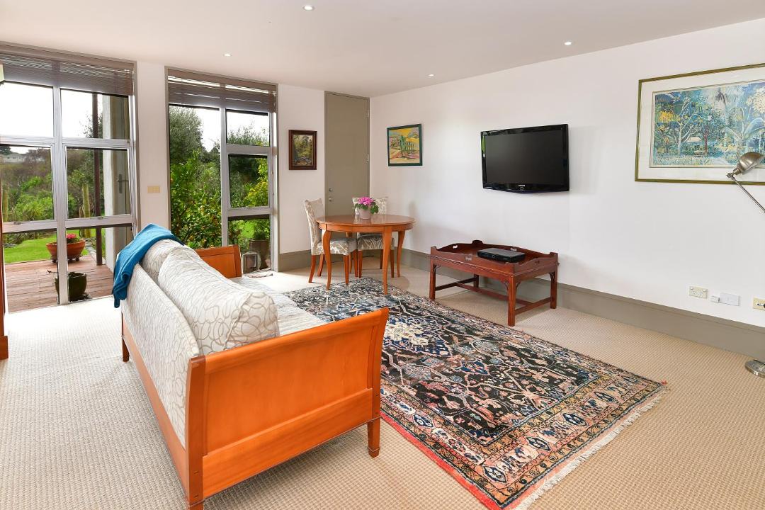 Photo of Livingroom in Gulf Harbour