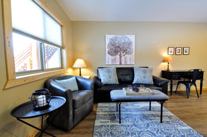 Photo of Livingroom in West Glacier