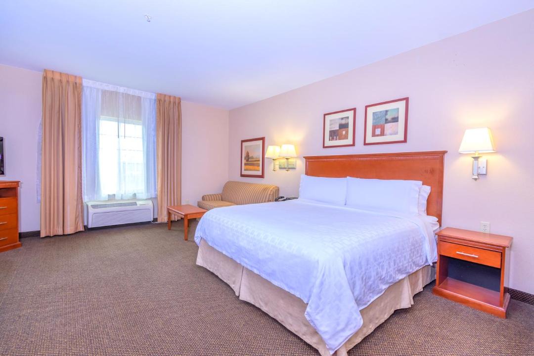 Photo of Bedroom in North Shore