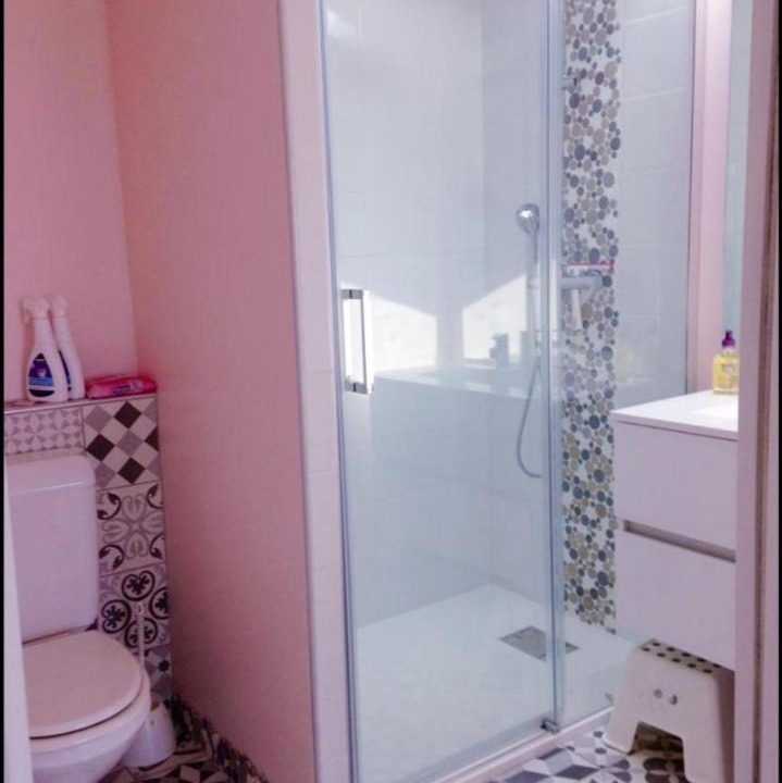 Photo of Others in Pons