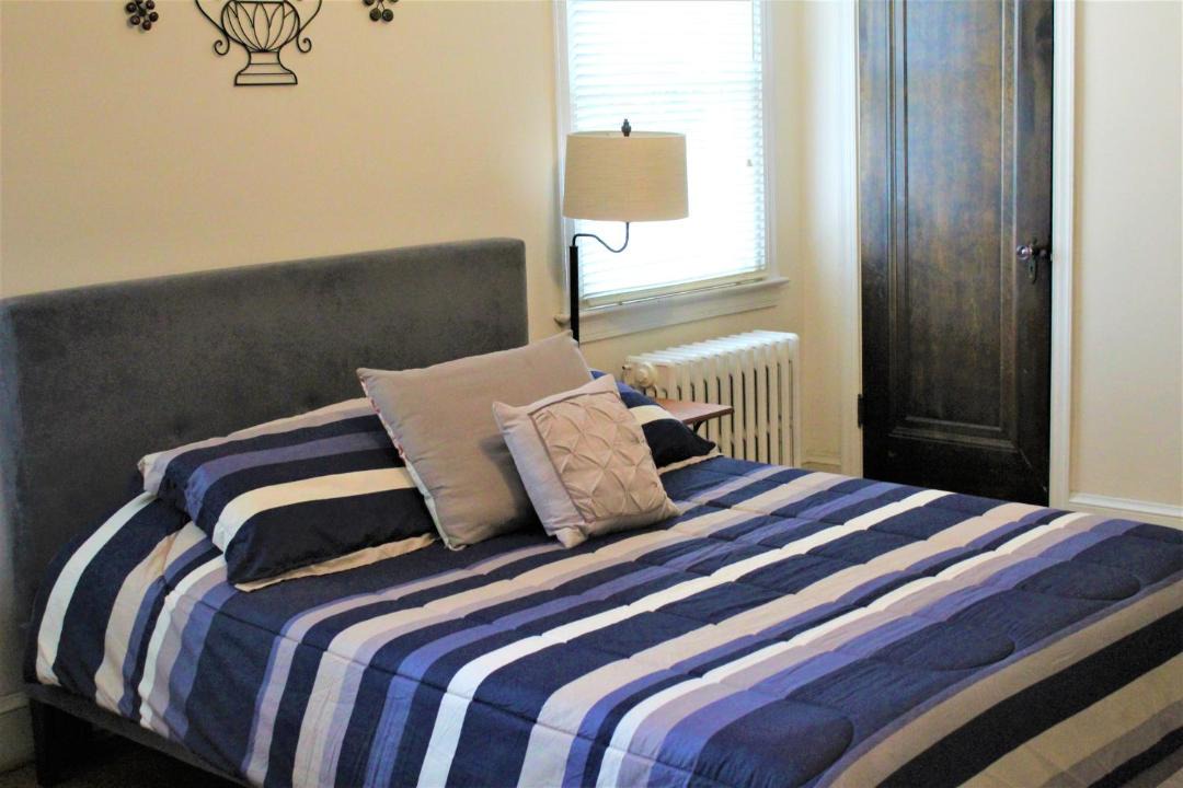 Photo of Bedroom in North Cleveland Park