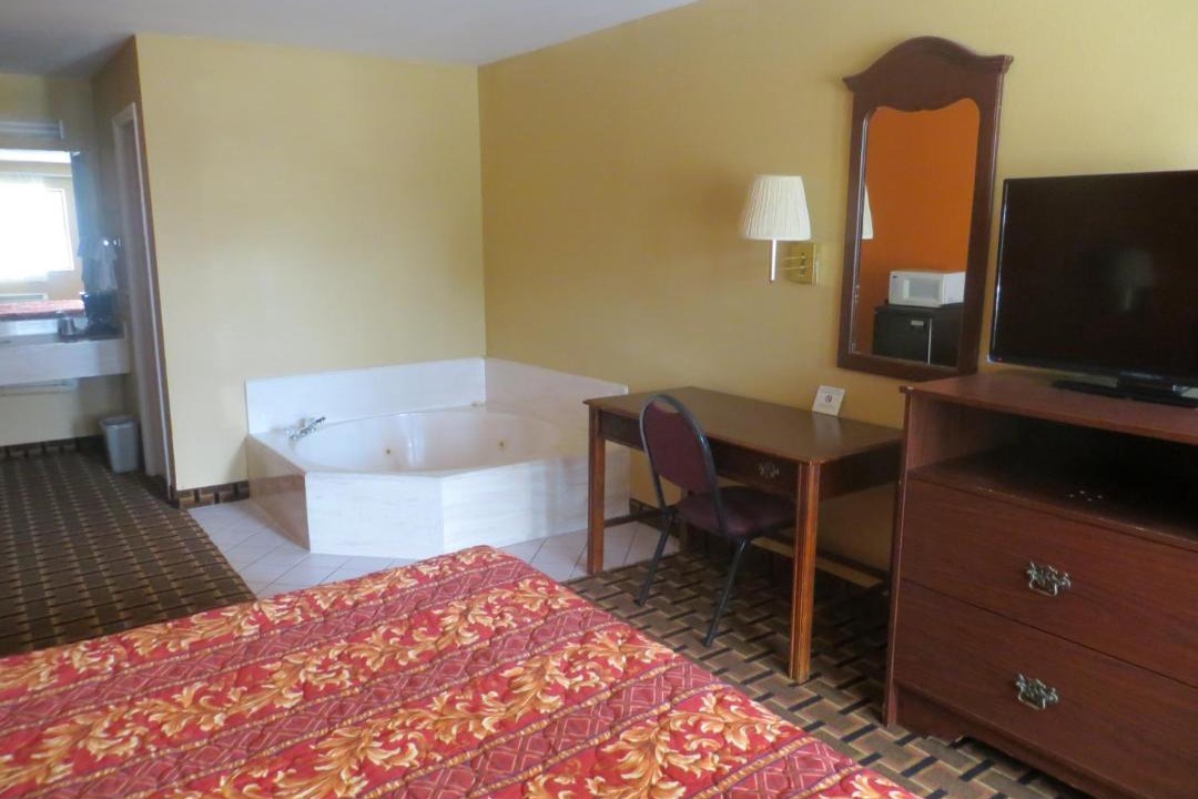 Photo of Bedroom in La Grange