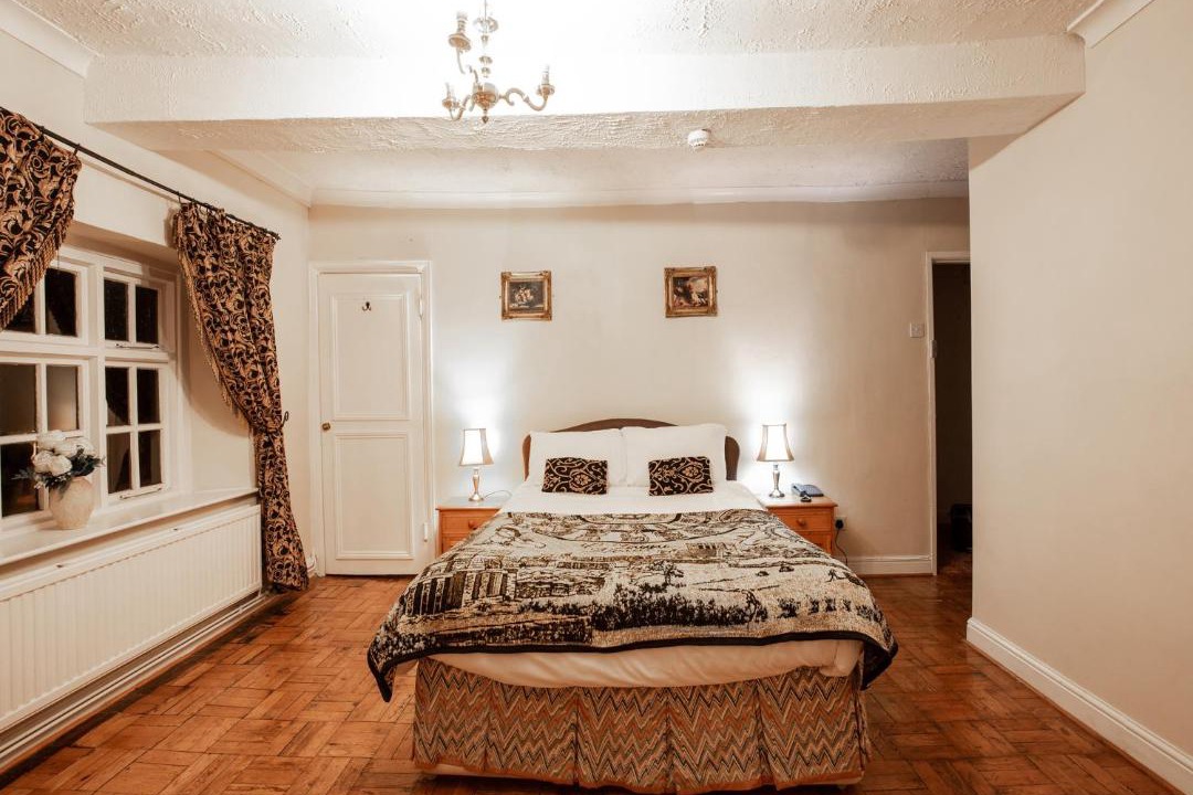 Photo of Others in Lostock Gralam