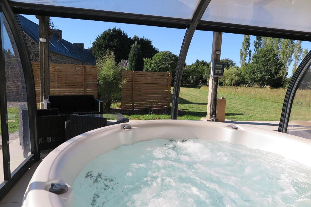 Photo of Others in Le Ru