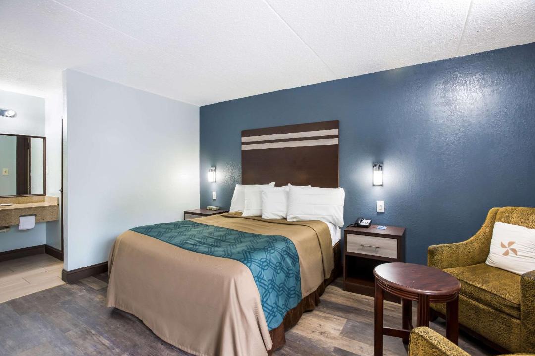 Photo of Bedroom in Winslow