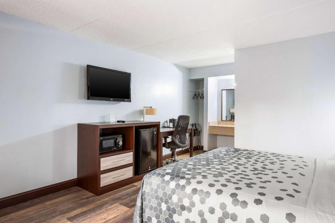 Photo of Bedroom in Winslow