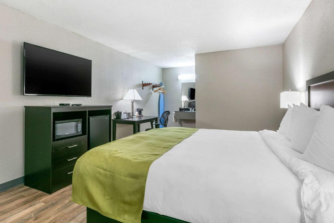 Photo of Bedroom in Kingston Springs
