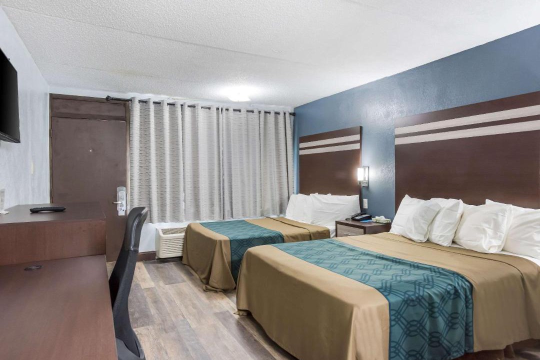 Photo of Bedroom in Winslow