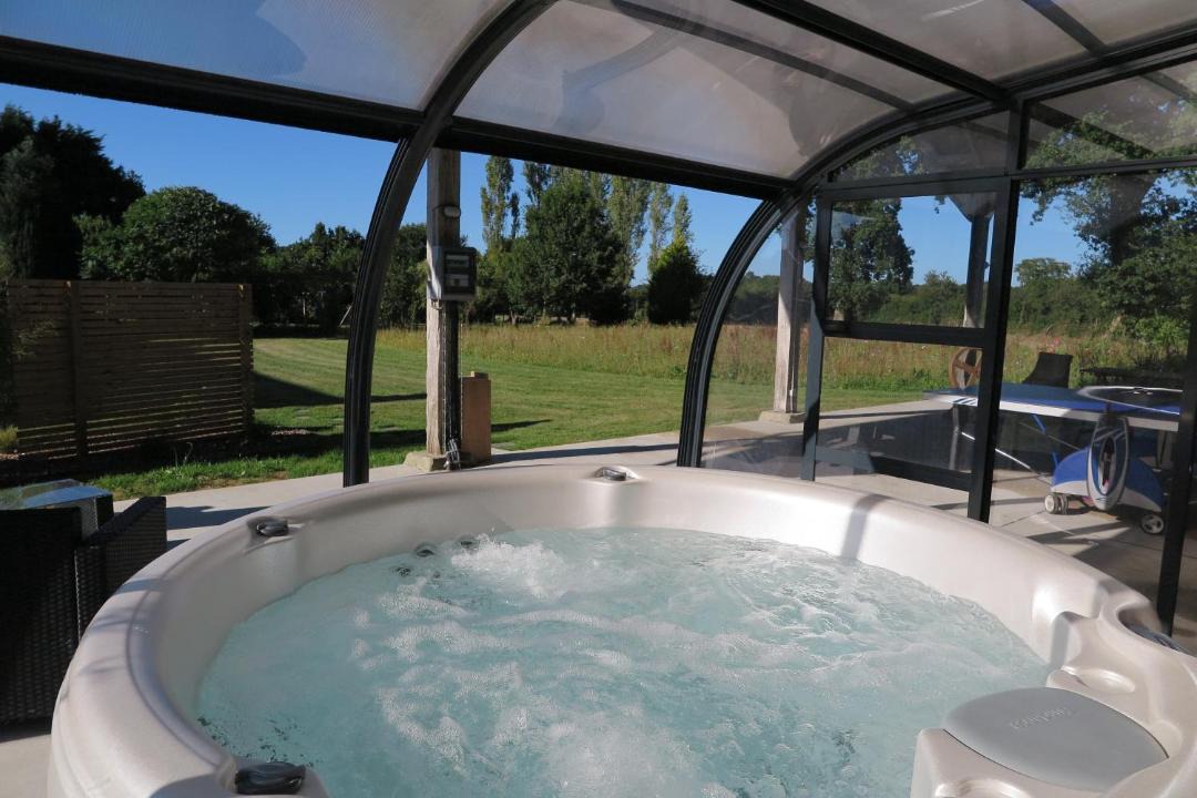 Photo of Others in Le Ru