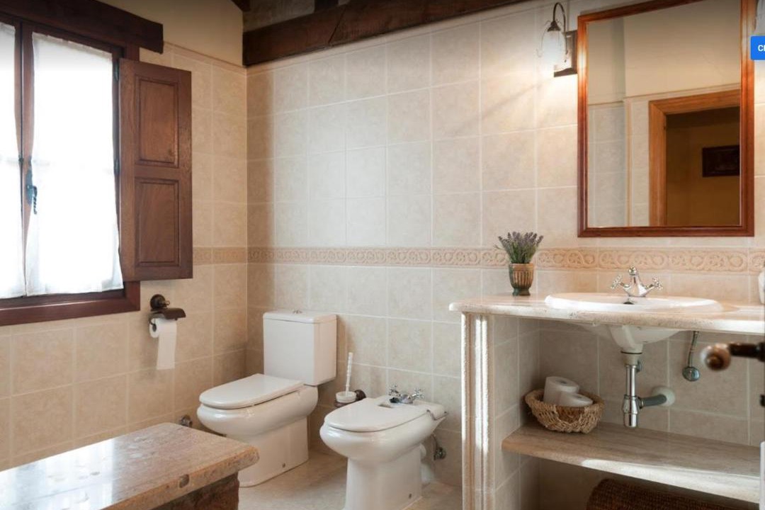 Photo of Bathroom in Cillamayor