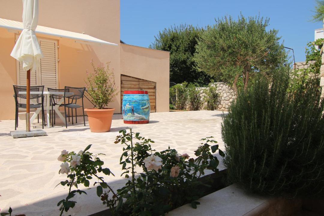 Photo of Others in Pag