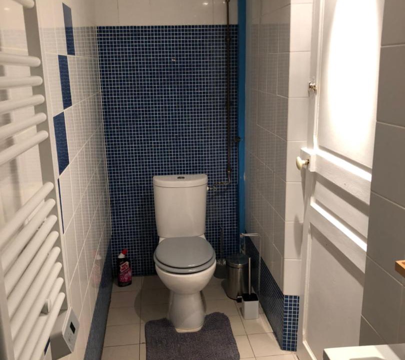 Photo of Bathroom in Marines