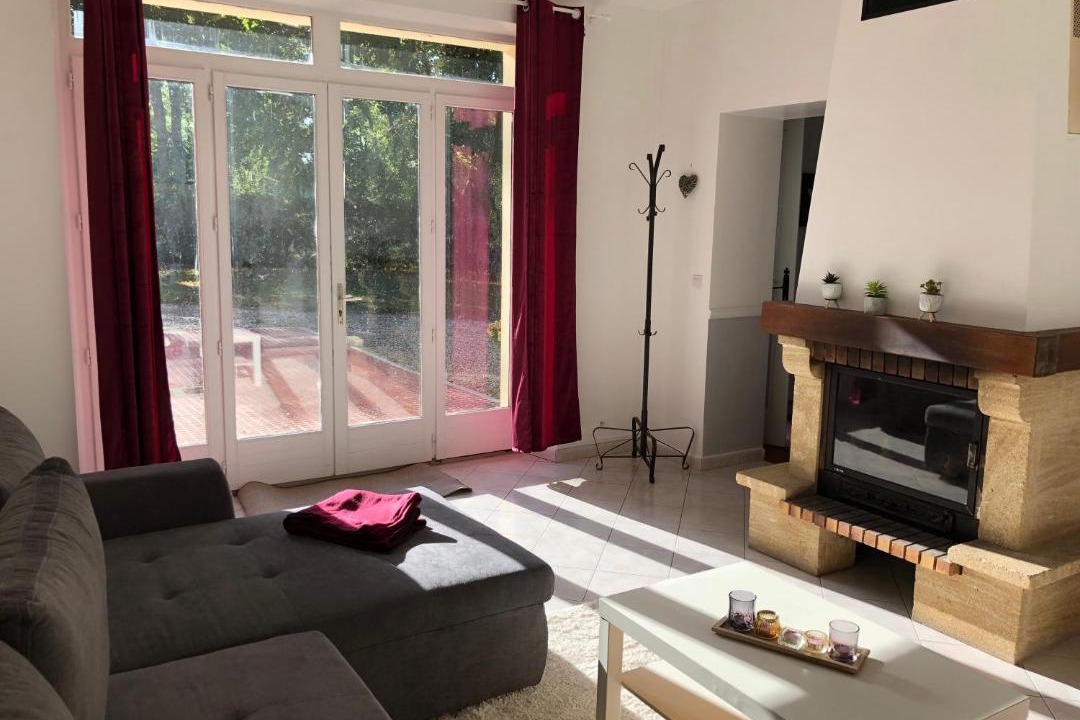 Photo of Livingroom in Marines