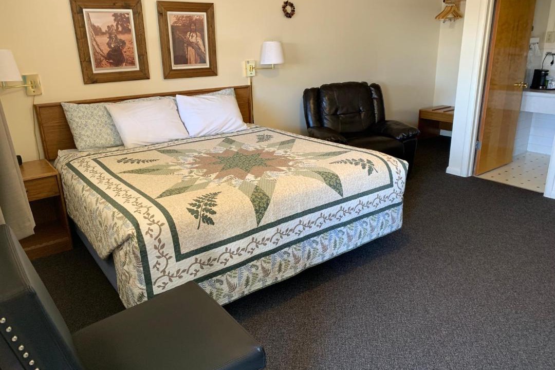 Photo of Others in Custer